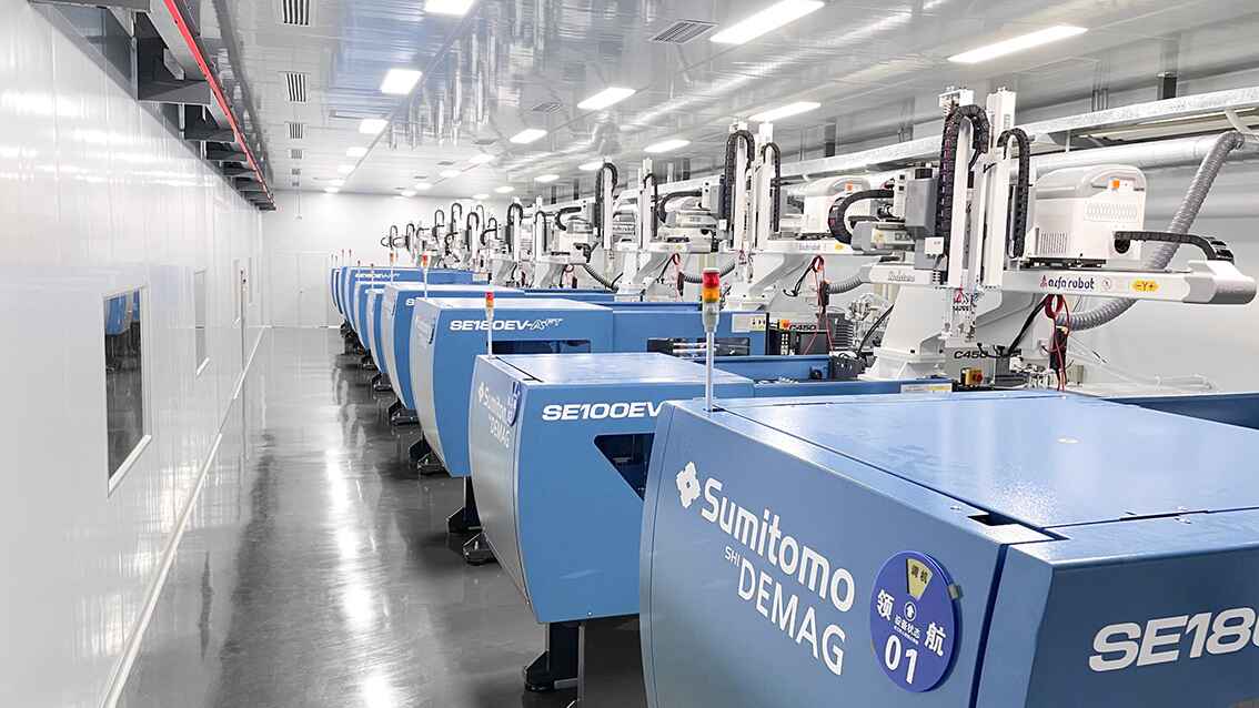 Dust-free Injection Molding Room